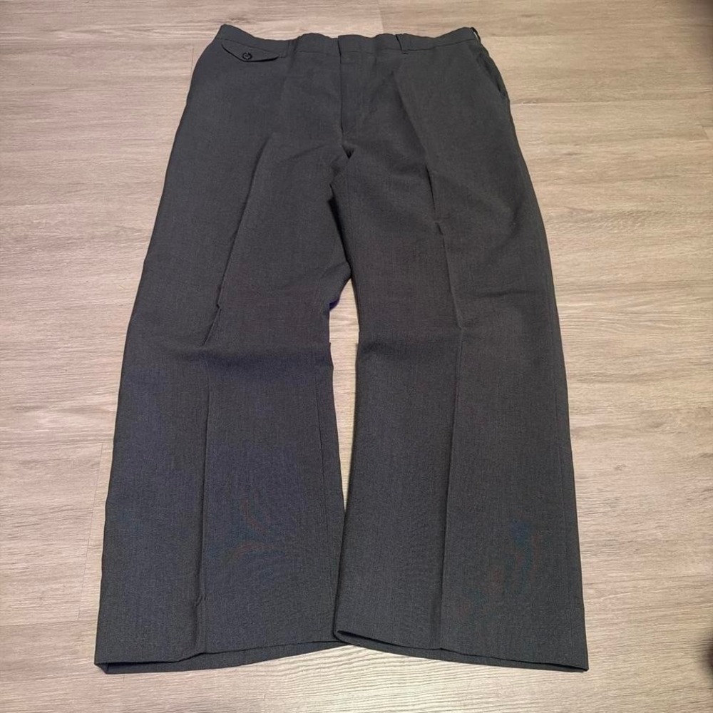 32x30 Grey Straight Leg Pleated Dress Pants Y2K Grunge Vintage